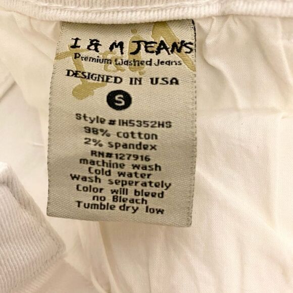 NWT I & M Jeans Kylie high-rise distressed white denim shorts size S stretch - Picture 5 of 6